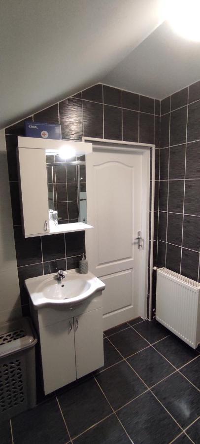 Apartman Majetic Otočac Exterior foto
